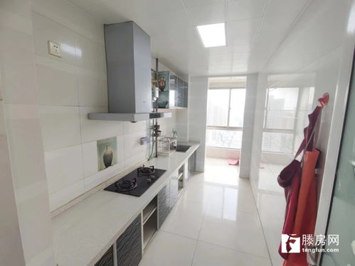 城东 贵和世纪佳苑3室2厅1卫,送车位,精装修,证满二年,可,中间好楼层 滕州二手房出售