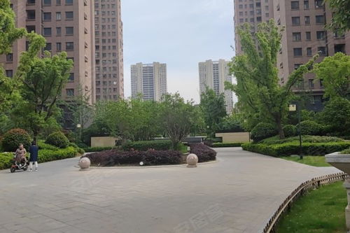 高速时代城 西区 优点 不足,高速时代城 西区 怎么样,高速时代城 西区 周边房产中介经纪人评价 阜阳安居客